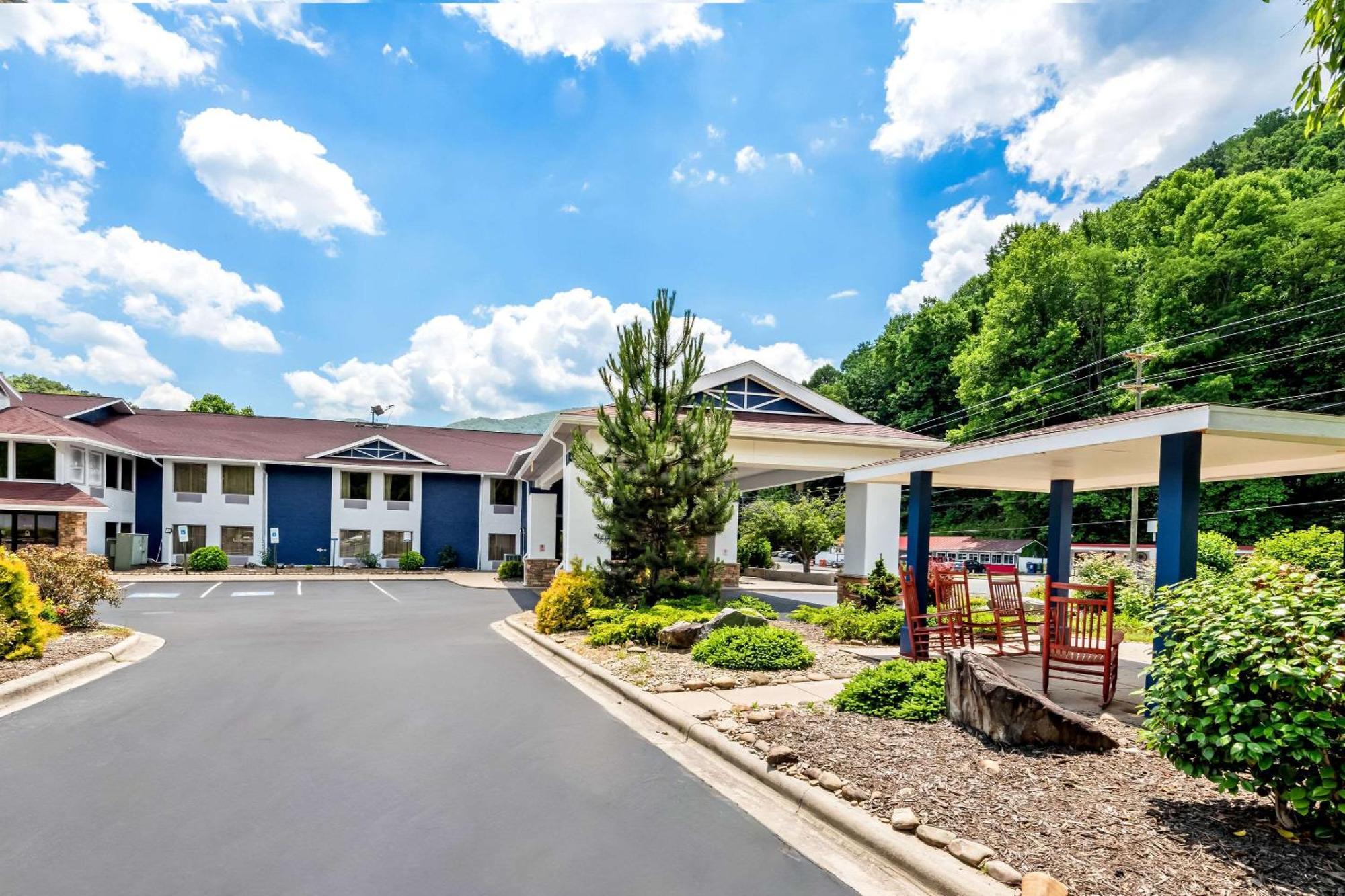 Comfort Inn Near Great Smoky Mountain National Park Maggie Valley Extérieur photo